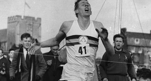 IMG ROGER BANNISTER, British Middle-Distance Athlete, Doctor and Academic,